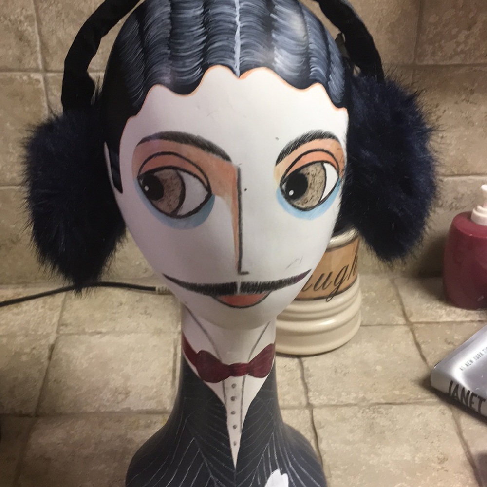 Ear muffs